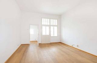 Gewerbeimmobilie kaufen in 81679 Bogenhausen, Alt-Bogenhausen! Lichterfülltes Altbau-Büro mit Loggia und Balkon in bester Lage