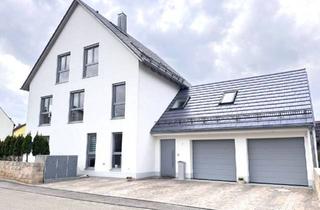 Einfamilienhaus kaufen in 93087 Alteglofsheim, Alteglofsheim - Einfamilienhaus mit Doppelgarage und Nebengebäude