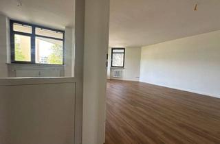 Wohnung kaufen in 82008 Unterhaching, Unterhaching - Erstbezug nach Renovierung! Großzügige 4-Zimmer-Wohnung in bester Lage Unterhaching