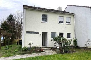 Haus kaufen in 59457 Werl, Werl - Familien und Handwerker aufgepasst: Reihenendhaus mit Garten in Werl sucht neue Eigentümer!