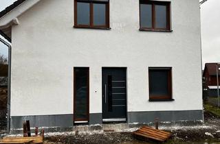 Einfamilienhaus kaufen in 53949 Dahlem, Dahlem - Freistehendes EFH mit gehobener Ausstattung