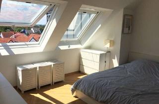 Wohnung kaufen in Römerstraße 57, 55252 Kastel, Lichtdurchflutete 2,5 Zimmer Dachgeschosswohnung mit Balkon und Einbauküche in Mainz-Kastel