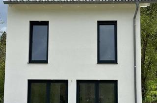Reihenhaus kaufen in Sägdöbel 33/2, 71540 Murrhardt, Bezahlbares Muster- und Reihenhaus mit 5 Zimmer und ca. 150 m² Wohnfläche in 71540 Murrhardt!