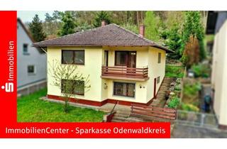 Einfamilienhaus kaufen in 64732 Bad König, Massiv gebautes Einfamilienhaus mit kleinem Vorgarten, sonnigem Balkon und Garage