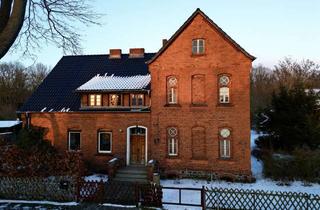 Haus kaufen in 15848 Rietz-Neuendorf, Innovatives Wohnkonzept - Ehemalige Dorfschule als Investmentchance