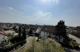Wohnung kaufen in Fred-Uhlman-Str., 70619 Riedenberg, Sonnige Dachgeschosswohnung mit unverbaubarem Ausblick