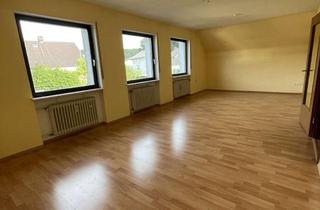 Wohnung mieten in 66424 Homburg, Gepflegte Dachgeschosswohnung mit vier Zimmern, Küche, Bad und Balkon in Homburg- Kirrberg
