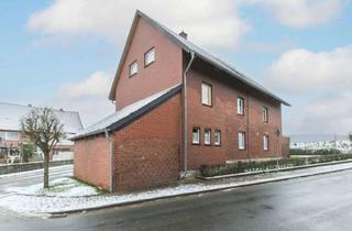 Haus kaufen in 31188 Holle, Schönes MFH mit Garten und Garage in familienfreundlicher Lage von Hackenstedt