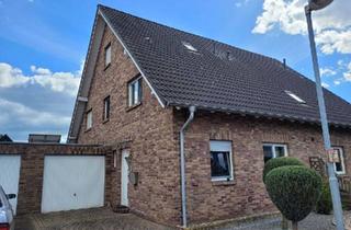 Haus kaufen in 47559 Kranenburg, Kranenburg - Schöne DHH m. Garage u. Photovoltaik