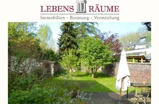Haus kaufen in 47800 Krefeld, Krefeld - + Bockum + Altbau mit Charme und Eigennutzungsoption +