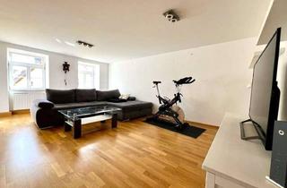 Wohnung kaufen in 73479 Ellwangen, Junges Wohnen in der Ellw. City: 2,5 Zi.-DG-ETW (2010 top modernisiert)