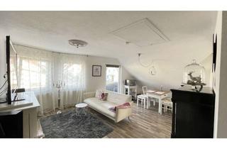 Wohnung kaufen in 72108 Rottenburg am Neckar, Tolle 2-Zimmer-Dachgeschosswohnung
