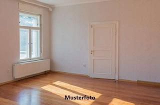 Wohnung kaufen in Deutschherrnufer xxx, 60594 Oberrad, 2-Zimmer-Wohnung, Balkon, Dachterrasse