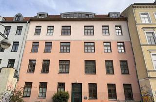 Wohnung kaufen in Barnstorfer Weg 27, 18057 Kröpeliner Tor-Vorstadt, Zur Eigennutzung! geräumige 2-Raum-Wohnung mit Balkon, Tageslichtbad, als WG vermietbar
