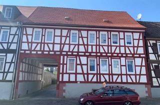 Wohnung mieten in 63546 Hammersbach, Komfortable 3-Zimmer Wohnung in einer ehemaligen Hofreite in Marköbel!