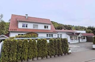 Haus kaufen in 72459 Albstadt, 2 Wohnungen + 4 Garagen + Werkstatt in Albstadt-Laufen