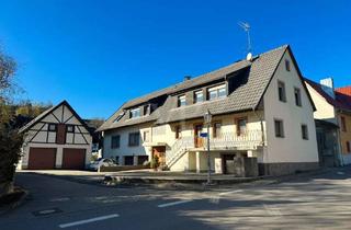 Haus kaufen in 79268 Bötzingen, Zweifamilienhaus mit Garten und Garage in idyllischer Lage