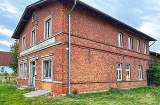 Mehrfamilienhaus kaufen in 17406 Usedom, Teilweise vermietetes Mehrfamilienhaus mit weiterem Bebauungspotenzial in Zecherin-Usedom