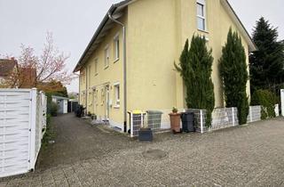 Haus kaufen in Durlacher Straße 20c, 76448 Durmersheim, Freundliches 6-Zimmer-Reihenendhaus mit luxuriöser Innenausstattung in Durmersheim