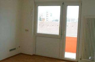 Wohnung kaufen in Hanns-Martin-Schleyer-Straße 16, 71063 Sindelfingen, Kapitalanlage 1-Zimmer-Wohnung mit Balkon und EBK im Zentrum von Sindelfingen