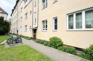 Wohnung kaufen in 13507 Tegel, Quartier Zwei - vermietete 2 Zimmerwohnung mit fast 4% Rendite in der Nähe vom Tegeler See