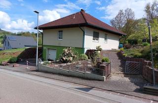 Haus kaufen in Im Leimerstal, 76891 Busenberg, Schöner Bungalow mit herrlichem Garten