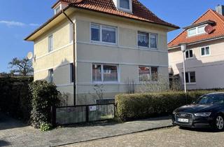 Haus kaufen in 27474 Cuxhaven, Zweifamilienhaus in guter Lage mit Rustikalem Stil