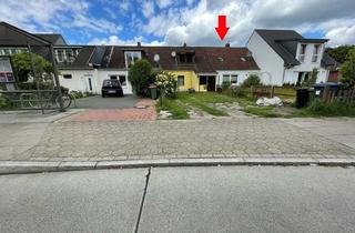 Haus kaufen in 22117 Billstedt, Erwecken Sie das Potenzial auf ca. 110m² ! Sanierungsbedürftiges RMH mit eigenem Garten in Hamburg