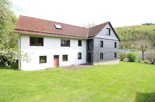 Haus kaufen in 35708 Haiger, Historisches 10-Zimmer-EFH mit ELW auf großem Grundstück in Haiger-Sechshelden