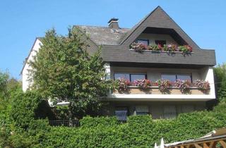 Haus kaufen in 56821 Ellenz-Poltersdorf, Wohnhaus mit Traumaussicht in guter Lage