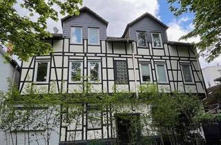 Wohnung kaufen in 30451 Linden-Nord, Rarität in Linden-Nord : Fachwerkeinheit mit 5 kleinen Wohnungen