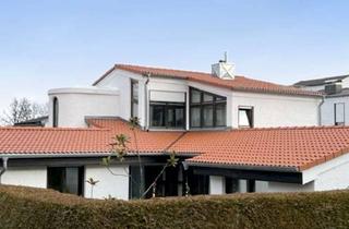 Haus kaufen in 70771 Leinfelden-Echterdingen, Repräsentativer Bungalow "Toskana" mit großer Terrasse, Garten und Sauna