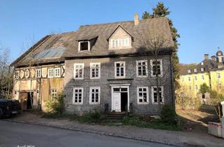 Bauernhaus kaufen in 59939 Olsberg, Olsberg - Besonderes Haus mit Grundstück in Olsberg-Antfeld im Sauerland