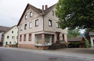 Haus kaufen in 72270 Baiersbronn, Baiersbronn - Charmantes Dreifamilienhaus mit Laden und weitläufigem Grundstück im schönen Baiersbronner Oberdorf