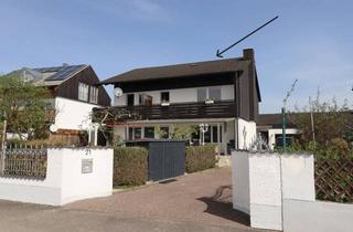 Wohnung kaufen in 85080 Gaimersheim, 4-Zimmer Wohnung mit Südterrasse u. Gartenanteil in zwei Wohneinheiten