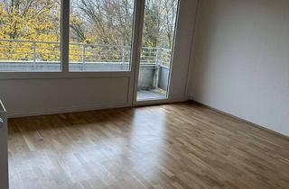 Wohnung mieten in Schonskanterweg 25, 41066 Uedding, 3 Zimmer Wohnung mit Balkon - alles neu und modern