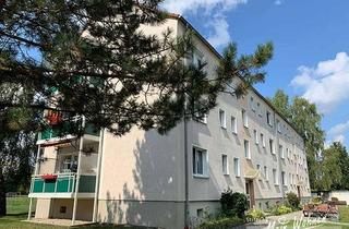 Wohnung mieten in Am Dreieck 46, 04552 Borna, 3-Raum-Wohnung mit Balkon zu vermieten!