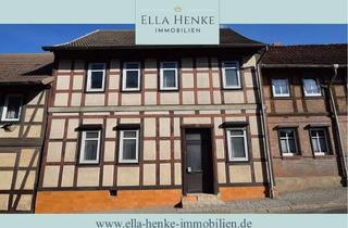 Haus kaufen in 38895 Derenburg, Gemütliches, großzügiges Fachwerkhaus in Derenburg zum Modernisieren...