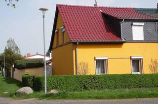 Einfamilienhaus kaufen in Niemberger Weg 29, 06188 Hohenthurm, Einfamilienhaus mit Einliegerwohnung in 06188 Landsberg OT Hohenthurm