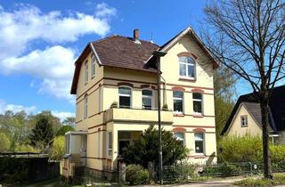 Mehrfamilienhaus kaufen in 23701 Eutin, Auf sehr großem Grundstück - niveauvolles Mehrfamilienhaus in gesuchter Lage