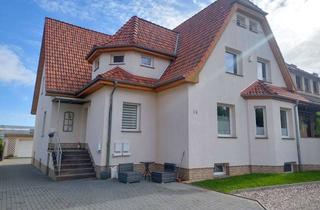 Villa kaufen in 23966 Wismar-West, Wismar, Villa als Dreifamilienhaus in direkter Hafennähe!