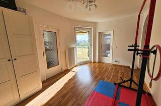 Wohnung kaufen in 93051 Regensburg, Regensburg - Sanierte 3-Zimmerwohnung mit Westbalkon und Weitblick