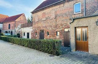 Einfamilienhaus kaufen in 06246 Bad Lauchstädt, Bad Lauchstädt - Einfamilienhaus mit viel potential in ruhiger Lage