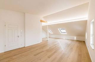 Wohnung kaufen in 04103 Leipzig, Leipzig - Viel Licht & Platz: Komfortable 4-Zimmer-Dachgeschosswohnung in energieeffizienten Altbau