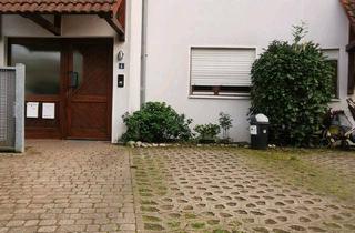 Wohnung kaufen in 90768 Fürth, Fürth - 4-Zimmer Wohnung mit Reihenhaus Charm -EinbaukücheStellplatz