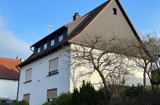 Haus kaufen in 35075 Gladenbach, Gladenbach - Runzhausen - Sehr gepflegtes Zweifamilienhaus in Gladenbach-Runzhausen, mit Fernblick