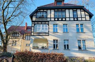 Wohnung kaufen in Gertraudstraße 10, 14165 Zehlendorf (Zehlendorf), Kreatives Dachgeschoss auf historischen Mauern!