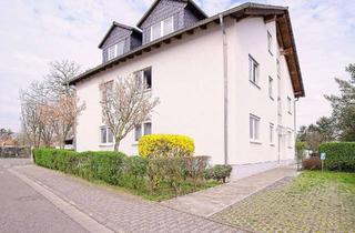Wohnung kaufen in 63456 Hanau, Premiumlage pur: Charmante 2,5-Zimmer-Wohnung mit 2 Stellplätzen und Balkon!