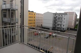 Wohnung mieten in Bahnikstr., 39104 Altstadt, ERSTBEZUG NACH SANIERUNG! Gemütliche 3-Raum-Wohnung mit Balkon, Weitblick + Fahrstuhl in Buckau!