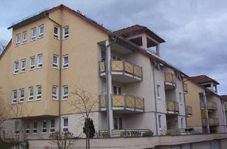 Wohnung mieten in Pulsnitzer Straße 11, 01900 Großröhrsdorf, Balkon mit Blick ins Grüne sucht neuen Genießer